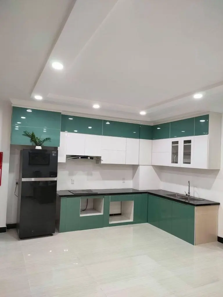 Tủ Bếp Nhựa Chữ L Hiện Đại Màu Xanh Ngọc | Nhựa Nội Thất Quốc Tiến